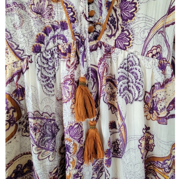BAND OF THE FREE Sz M Cream Purple Paisley Lyonette Boho Flowy Mini Dress - Picture 11 of 16